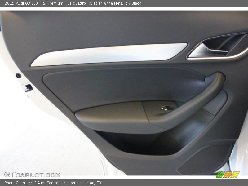 Glacier White Metallic / Black 2015 Audi Q3 2.0 TFSI Premium Plus quattro