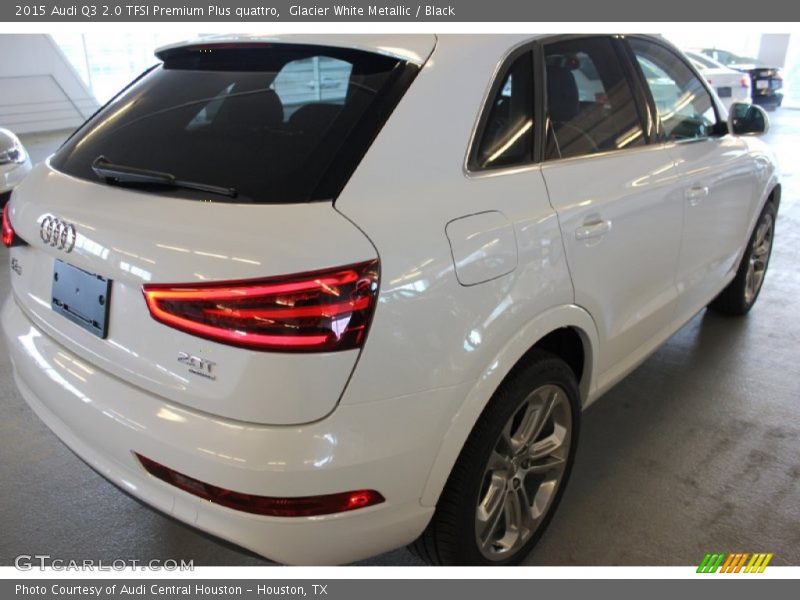 Glacier White Metallic / Black 2015 Audi Q3 2.0 TFSI Premium Plus quattro