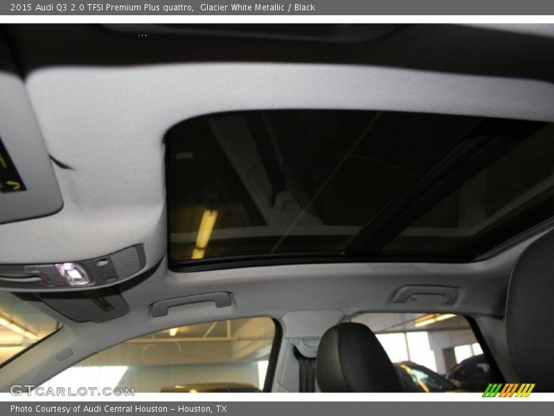 Glacier White Metallic / Black 2015 Audi Q3 2.0 TFSI Premium Plus quattro