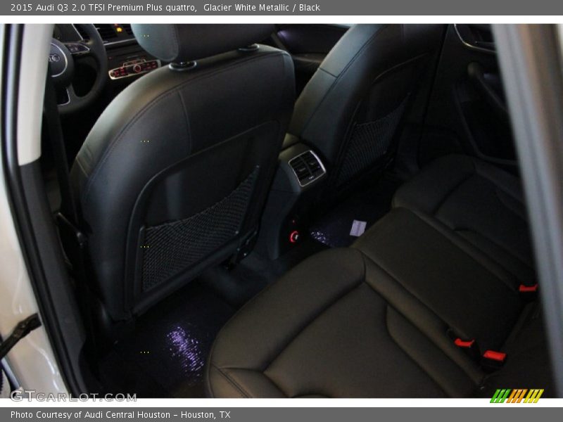 Glacier White Metallic / Black 2015 Audi Q3 2.0 TFSI Premium Plus quattro