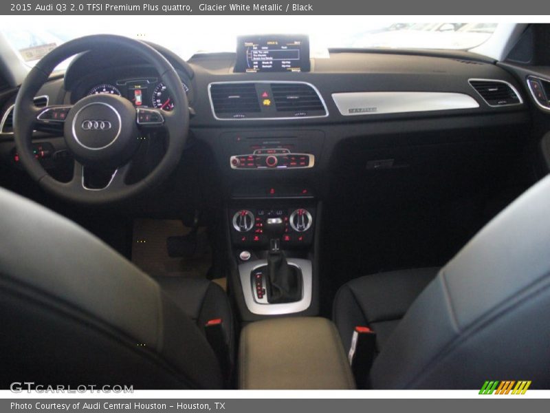 Glacier White Metallic / Black 2015 Audi Q3 2.0 TFSI Premium Plus quattro