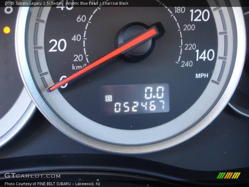 Atlantic Blue Pearl / Charcoal Black 2005 Subaru Legacy 2.5i Sedan