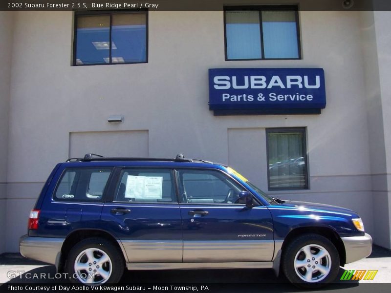 Blue Ridge Pearl / Gray 2002 Subaru Forester 2.5 S