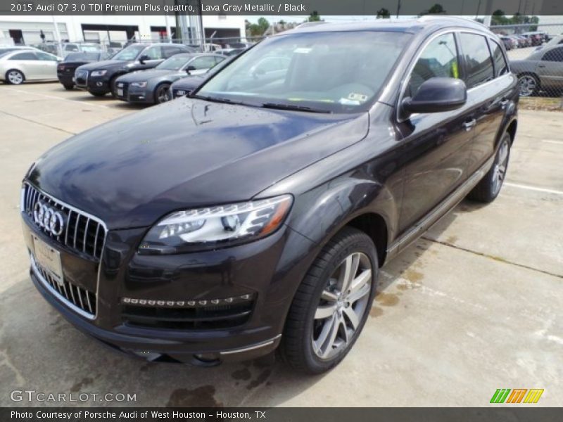 Front 3/4 View of 2015 Q7 3.0 TDI Premium Plus quattro