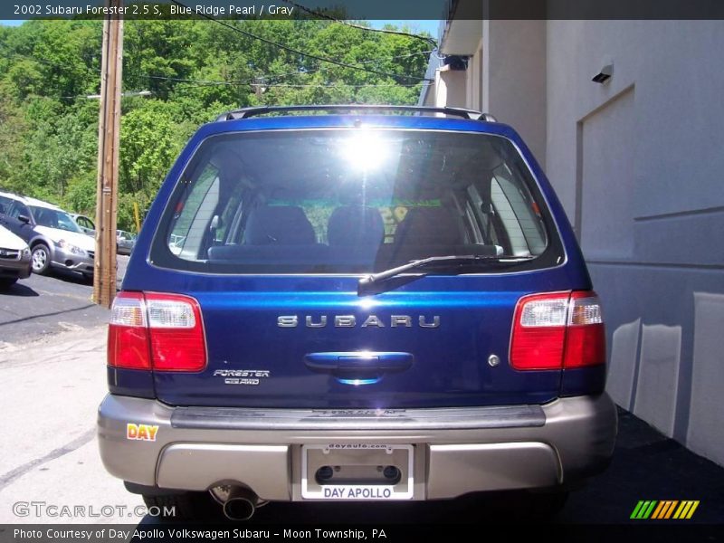 Blue Ridge Pearl / Gray 2002 Subaru Forester 2.5 S