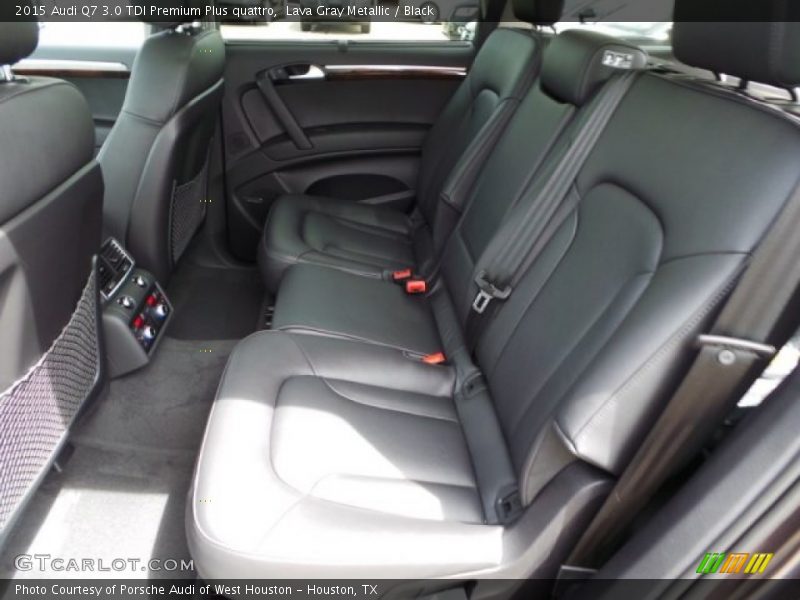 Rear Seat of 2015 Q7 3.0 TDI Premium Plus quattro
