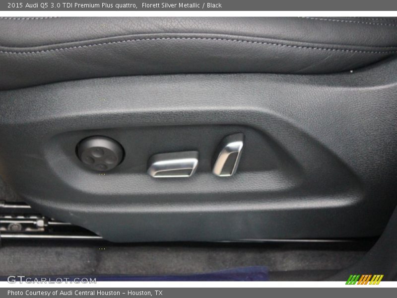 Florett Silver Metallic / Black 2015 Audi Q5 3.0 TDI Premium Plus quattro