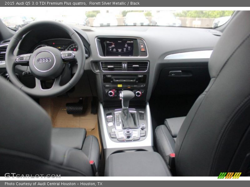 Florett Silver Metallic / Black 2015 Audi Q5 3.0 TDI Premium Plus quattro