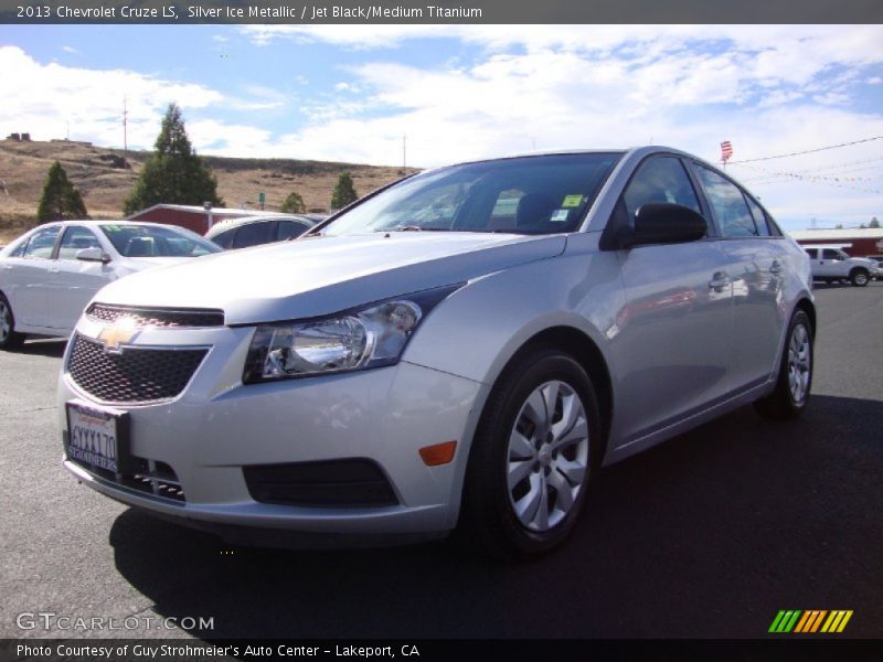 Silver Ice Metallic / Jet Black/Medium Titanium 2013 Chevrolet Cruze LS