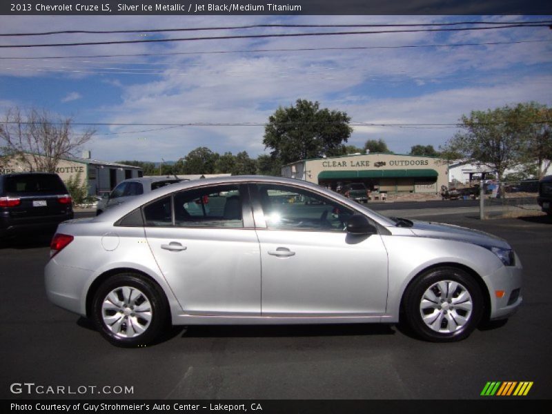 Silver Ice Metallic / Jet Black/Medium Titanium 2013 Chevrolet Cruze LS