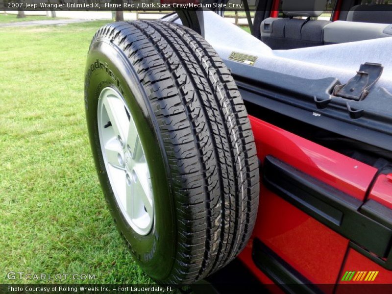 Flame Red / Dark Slate Gray/Medium Slate Gray 2007 Jeep Wrangler Unlimited X