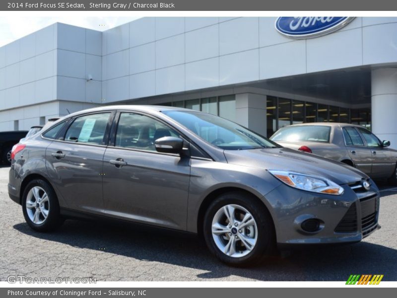 Sterling Gray / Charcoal Black 2014 Ford Focus SE Sedan