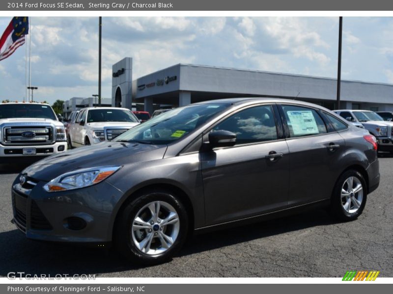 Sterling Gray / Charcoal Black 2014 Ford Focus SE Sedan