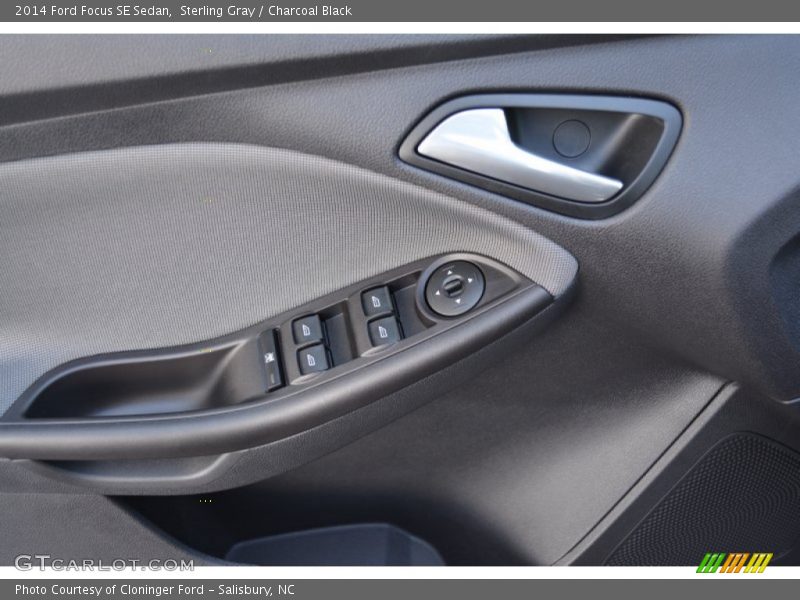 Sterling Gray / Charcoal Black 2014 Ford Focus SE Sedan