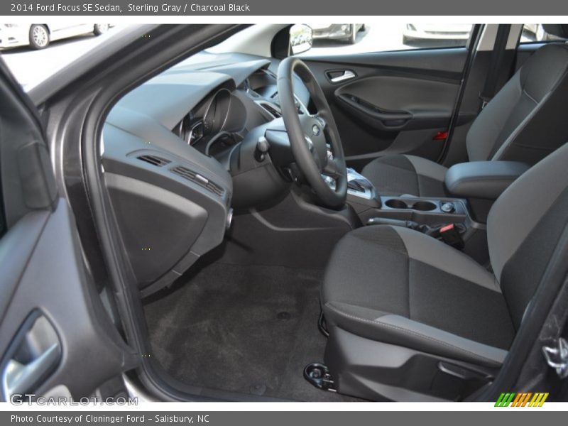 Sterling Gray / Charcoal Black 2014 Ford Focus SE Sedan