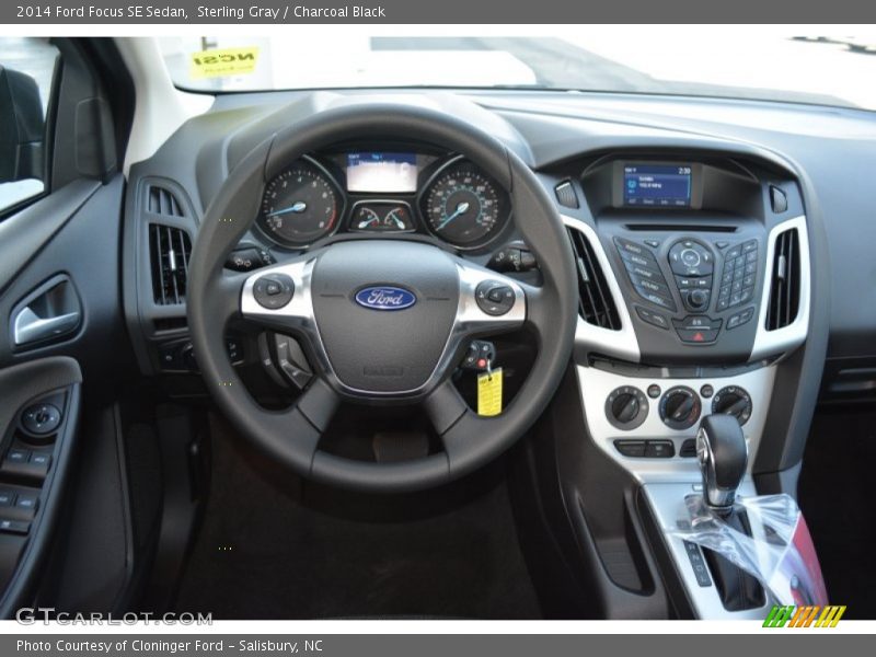 Sterling Gray / Charcoal Black 2014 Ford Focus SE Sedan