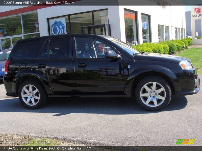 Black Onyx / Ebony 2006 Saturn VUE Red Line