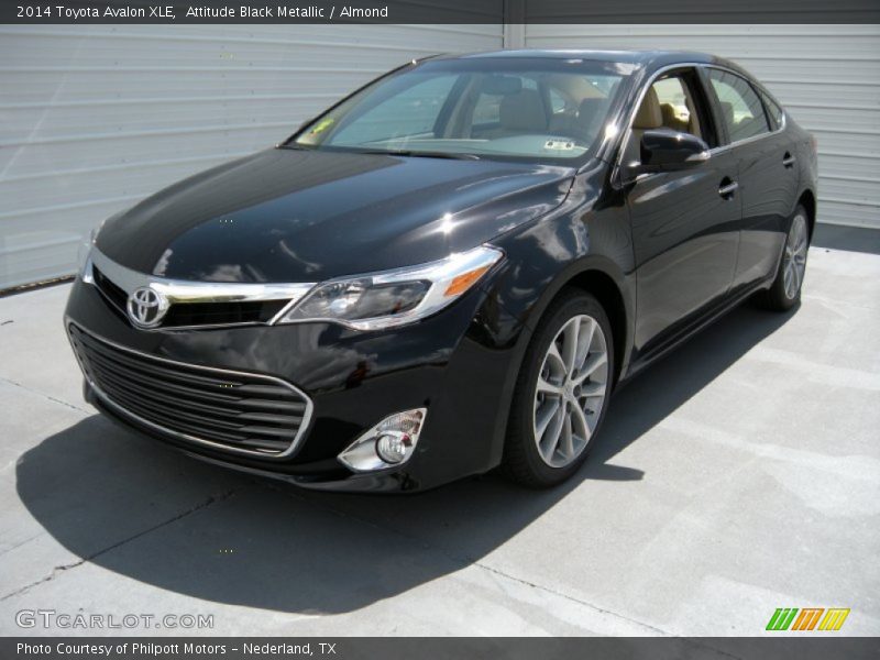 Attitude Black Metallic / Almond 2014 Toyota Avalon XLE