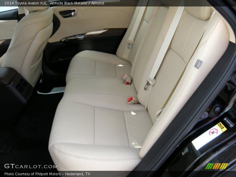 Attitude Black Metallic / Almond 2014 Toyota Avalon XLE
