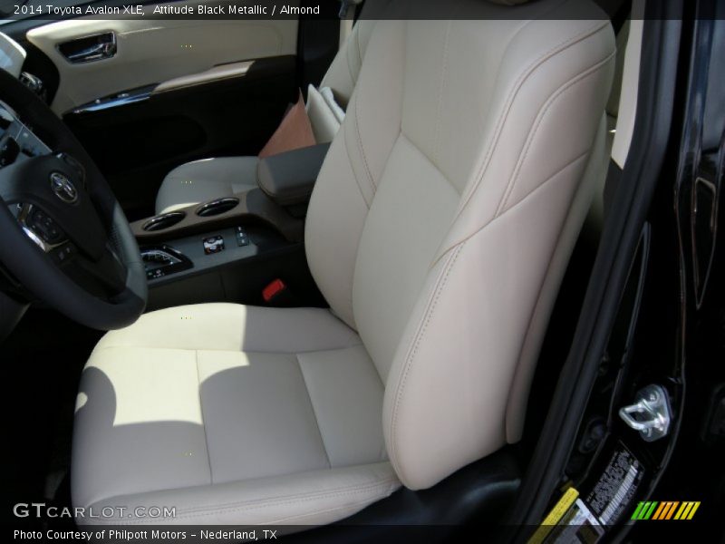 Attitude Black Metallic / Almond 2014 Toyota Avalon XLE