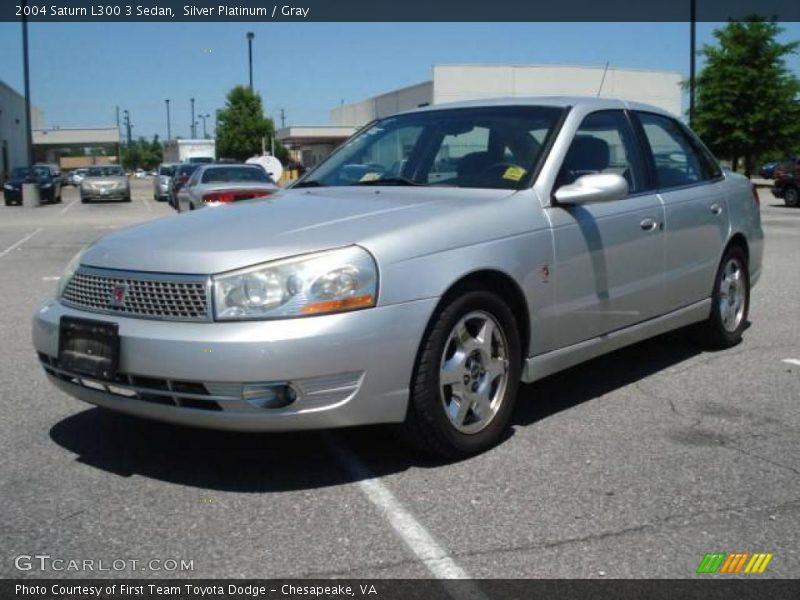 Silver Platinum / Gray 2004 Saturn L300 3 Sedan