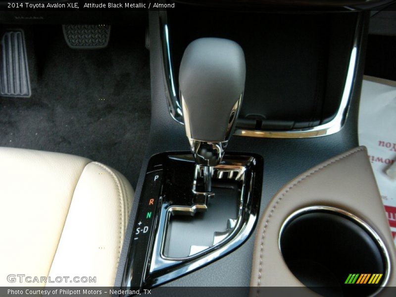 Attitude Black Metallic / Almond 2014 Toyota Avalon XLE