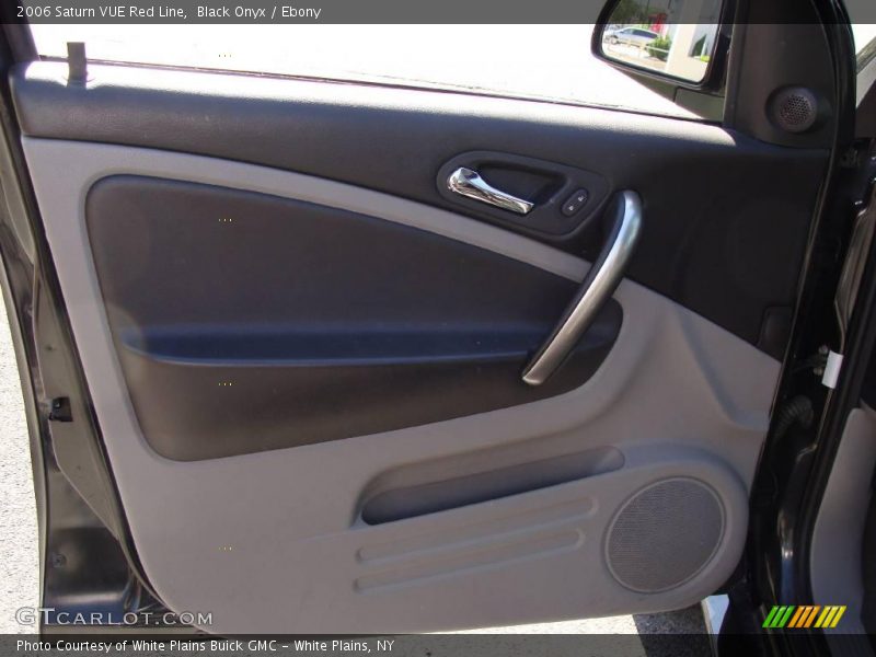 Black Onyx / Ebony 2006 Saturn VUE Red Line