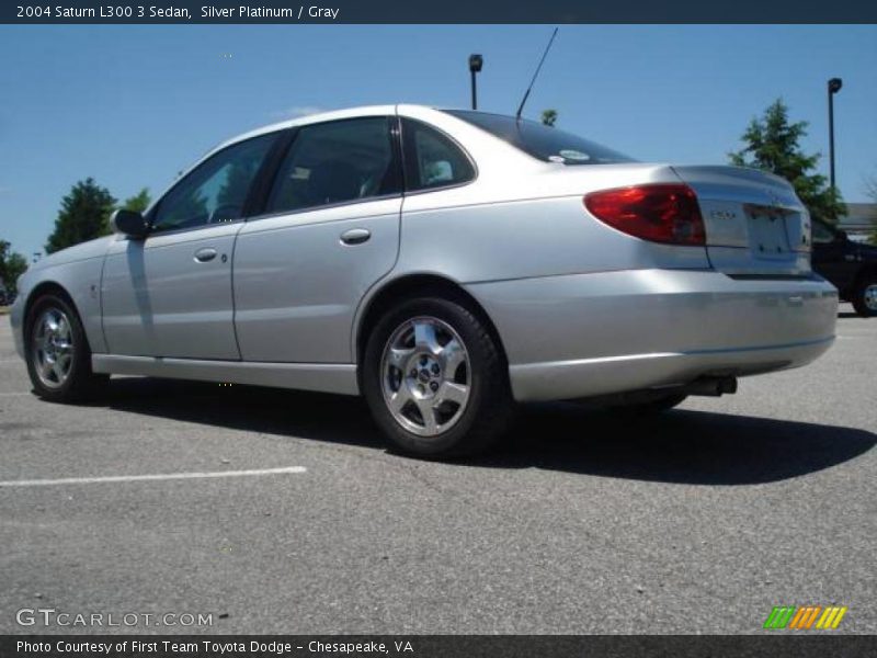 Silver Platinum / Gray 2004 Saturn L300 3 Sedan