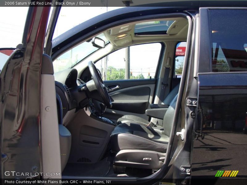 Black Onyx / Ebony 2006 Saturn VUE Red Line