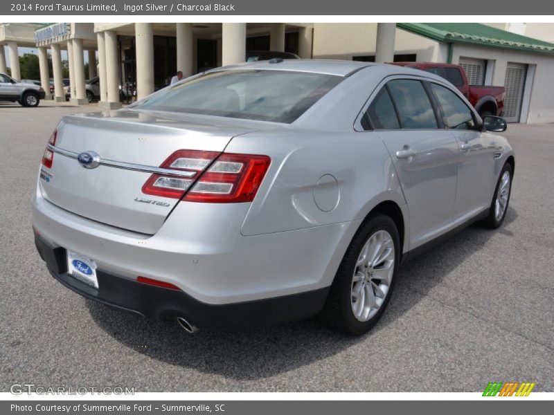 Ingot Silver / Charcoal Black 2014 Ford Taurus Limited