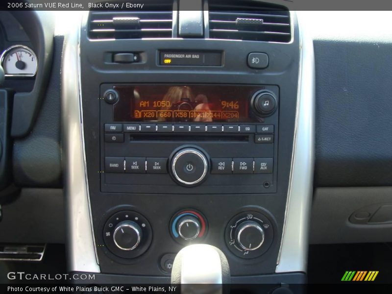 Black Onyx / Ebony 2006 Saturn VUE Red Line