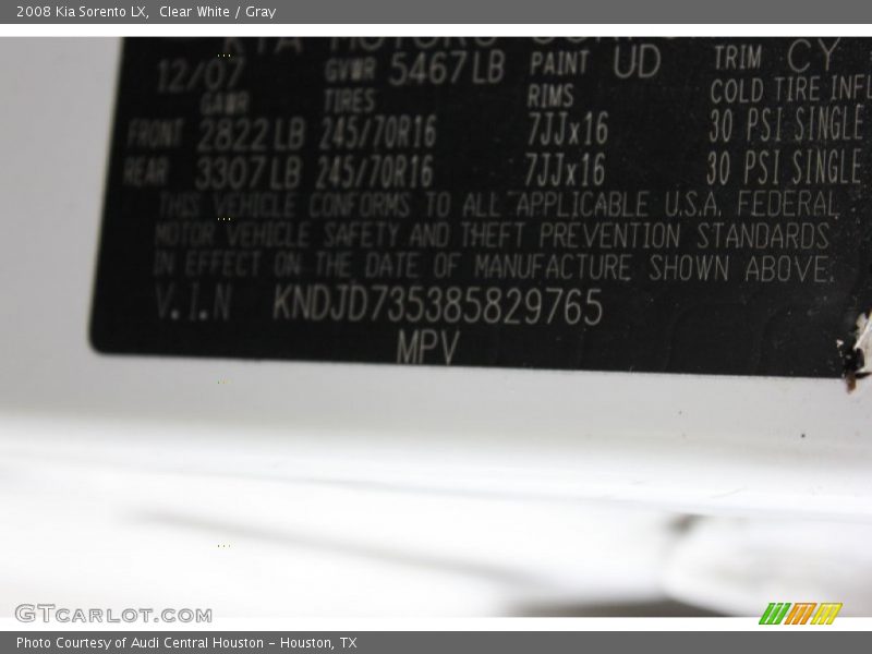Clear White / Gray 2008 Kia Sorento LX