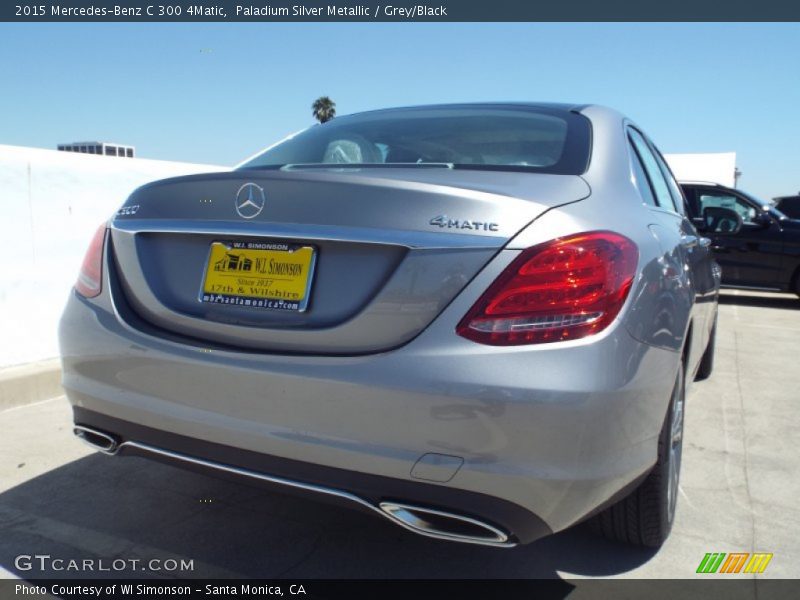 Paladium Silver Metallic / Grey/Black 2015 Mercedes-Benz C 300 4Matic
