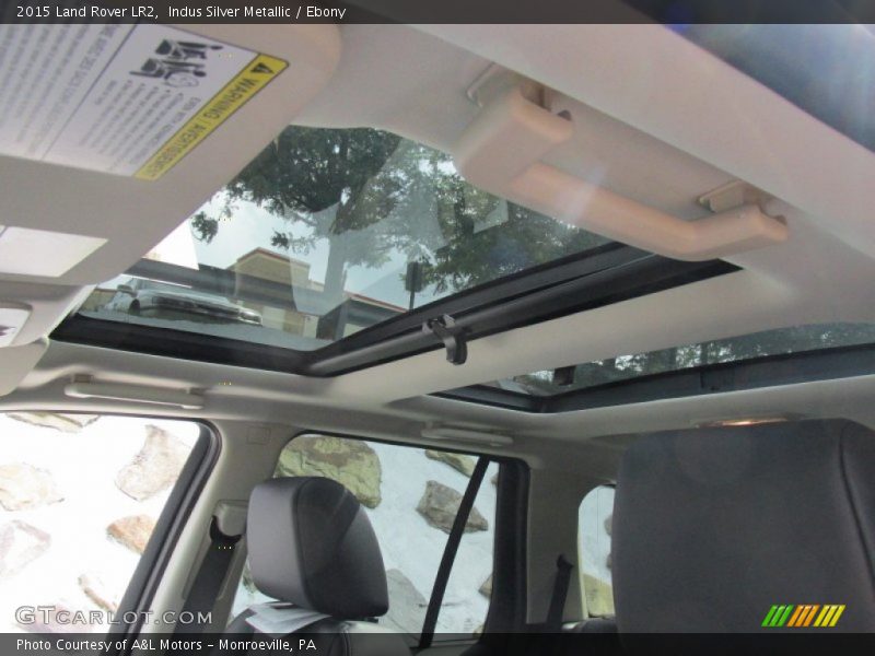Indus Silver Metallic / Ebony 2015 Land Rover LR2