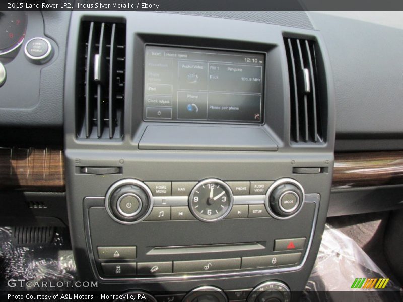 Indus Silver Metallic / Ebony 2015 Land Rover LR2