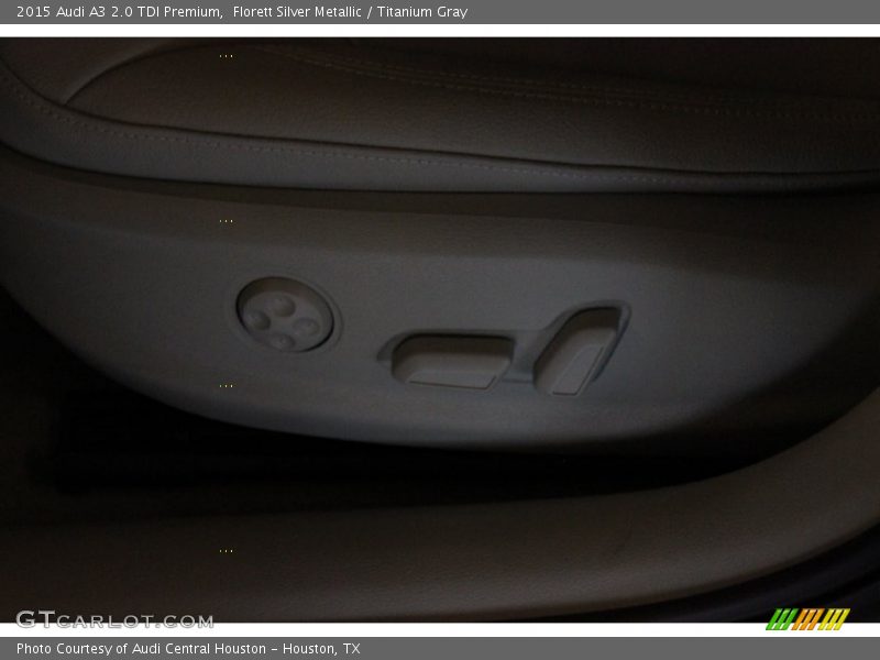 Florett Silver Metallic / Titanium Gray 2015 Audi A3 2.0 TDI Premium