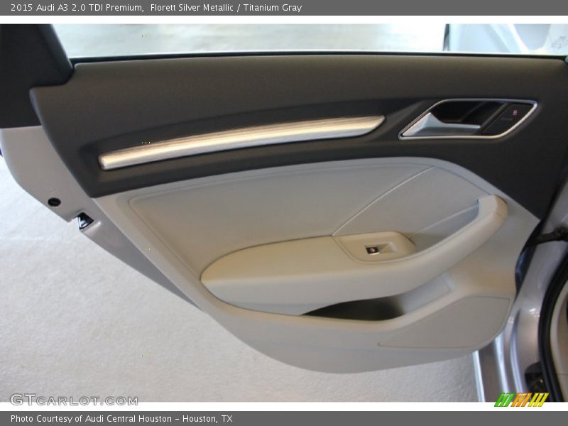 Florett Silver Metallic / Titanium Gray 2015 Audi A3 2.0 TDI Premium