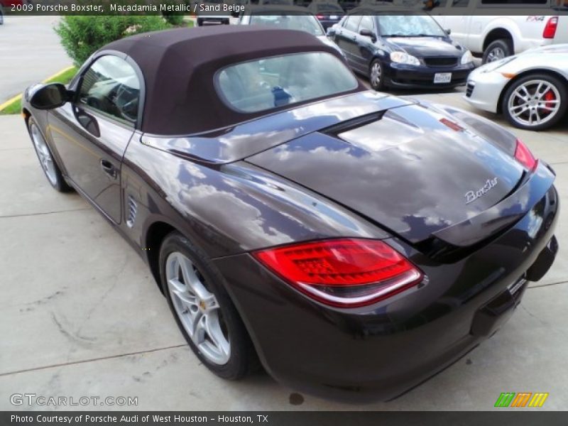 Macadamia Metallic / Sand Beige 2009 Porsche Boxster