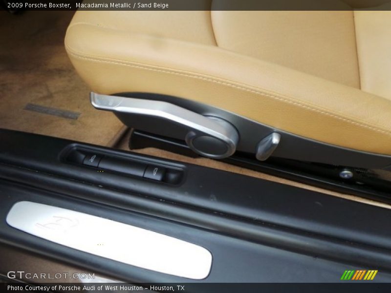 Macadamia Metallic / Sand Beige 2009 Porsche Boxster