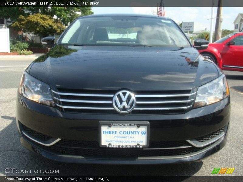 Black / Titan Black 2013 Volkswagen Passat 2.5L SE