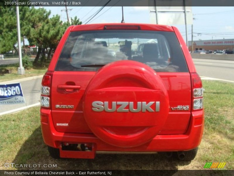 Vivid Red / Black 2008 Suzuki Grand Vitara
