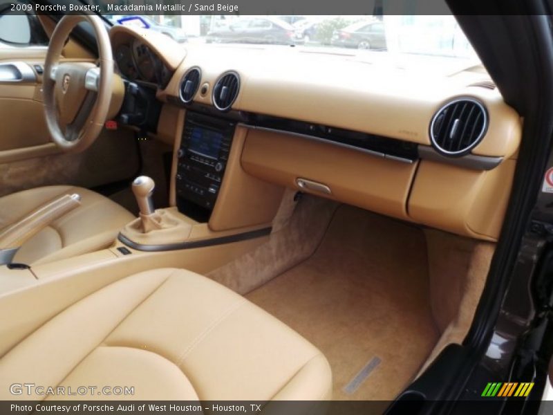 Macadamia Metallic / Sand Beige 2009 Porsche Boxster