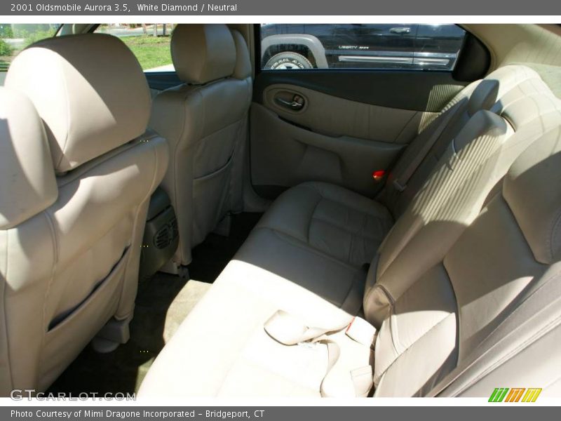 White Diamond / Neutral 2001 Oldsmobile Aurora 3.5