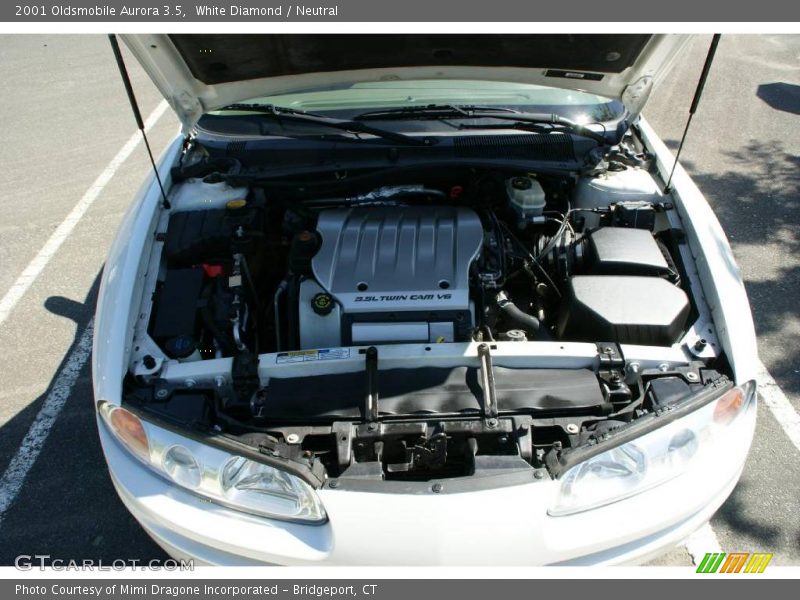White Diamond / Neutral 2001 Oldsmobile Aurora 3.5