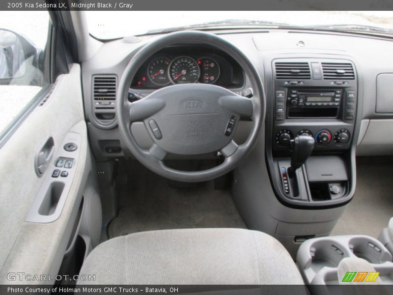 Midnight Black / Gray 2005 Kia Sedona LX