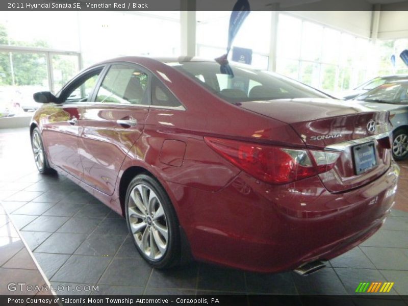 Venetian Red / Black 2011 Hyundai Sonata SE