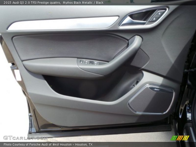 Mythos Black Metallic / Black 2015 Audi Q3 2.0 TFSI Prestige quattro
