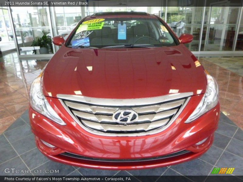 Venetian Red / Black 2011 Hyundai Sonata SE