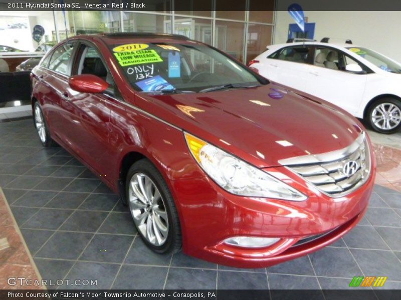 Venetian Red / Black 2011 Hyundai Sonata SE