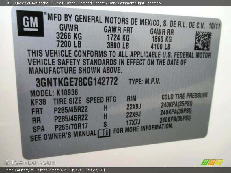 White Diamond Tricoat / Dark Cashmere/Light Cashmere 2012 Chevrolet Avalanche LTZ 4x4